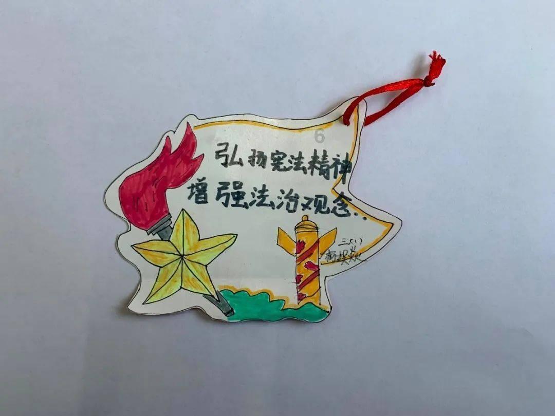 救援男孩与狗